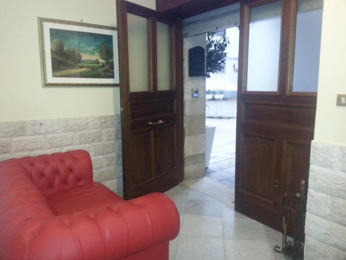 Appartamento Centrale Молфета Екстериор снимка